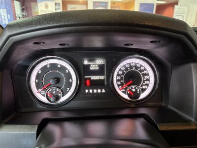 2022 RAM 1500 Tradesman 4DR QUAD CAB 4X4   - Photo 14 - Hamilton, OH 45015