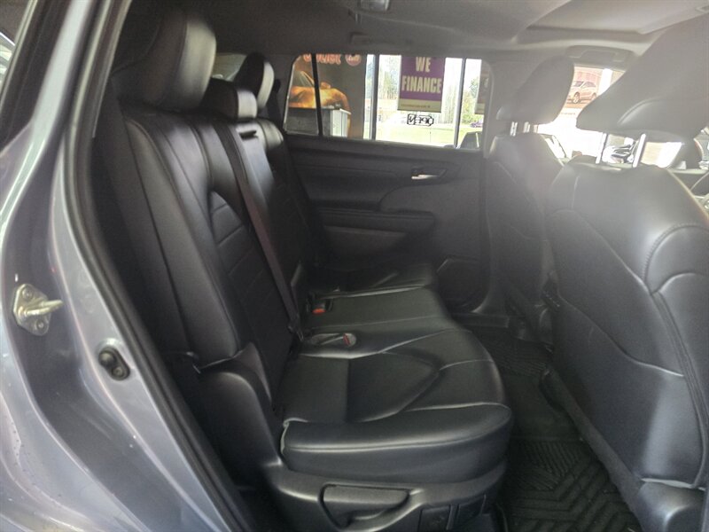 2023 Toyota Highlander XLE 4DR SUV - Photo 20 - Hamilton, OH 45015