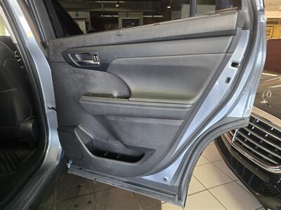 2023 Toyota Highlander XLE 4DR SUV - Photo 19 - Hamilton, OH 45015
