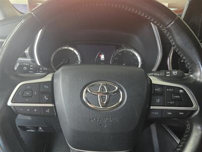 2023 Toyota Highlander XLE 4DR SUV - Photo 27 - Hamilton, OH 45015
