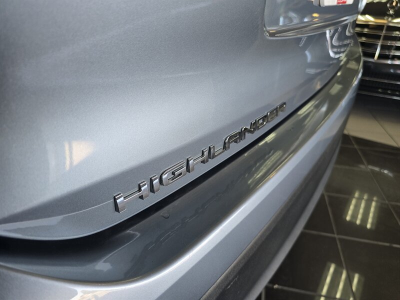 2023 Toyota Highlander XLE 4DR SUV - Photo 40 - Hamilton, OH 45015