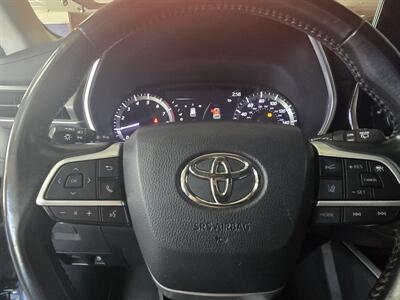 2023 Toyota Highlander XLE 4DR SUV - Photo 34 - Hamilton, OH 45015