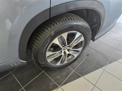 2023 Toyota Highlander XLE 4DR SUV - Photo 44 - Hamilton, OH 45015
