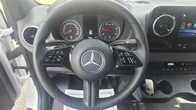 2025 Mercedes-Benz Sprinter 2500   - Photo 12 - Hamilton, OH 45015