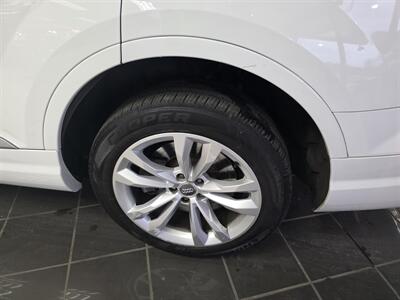 2017 Audi Q7 3.0T quattro Premium Plus SUV AWD - Photo 42 - Hamilton, OH 45015