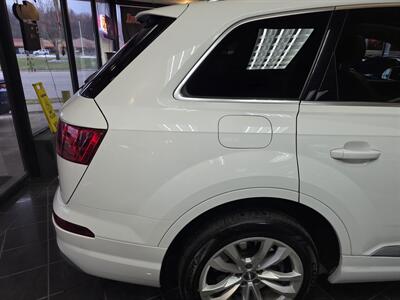 2017 Audi Q7 3.0T quattro Premium Plus SUV AWD - Photo 37 - Hamilton, OH 45015