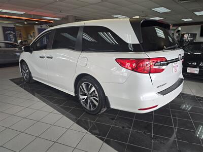 2023 Honda Odyssey Touring 4DR MINI-VAN   - Photo 6 - Hamilton, OH 45015