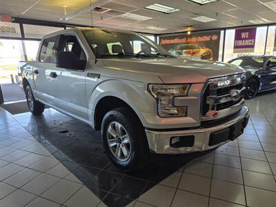 2016 Ford F-150 XLT SUPER CREW - Photo 3 - Hamilton, OH 45015