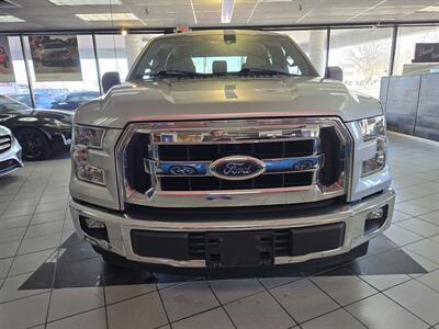 2016 Ford F-150 XLT SUPER CREW - Photo 2 - Hamilton, OH 45015