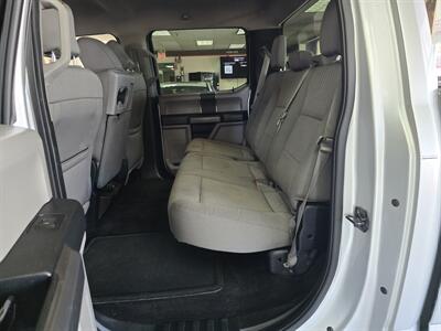 2016 Ford F-150 XLT SUPER CREW - Photo 11 - Hamilton, OH 45015