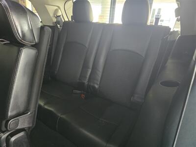 2017 Dodge Journey Crossroad   - Photo 10 - Hamilton, OH 45015