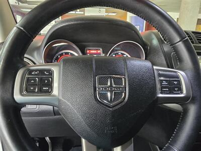 2017 Dodge Journey Crossroad   - Photo 24 - Hamilton, OH 45015