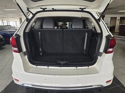 2017 Dodge Journey Crossroad   - Photo 29 - Hamilton, OH 45015