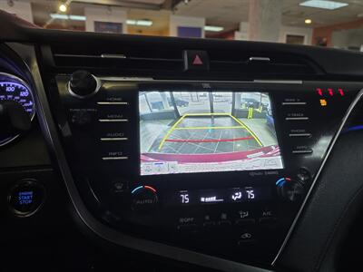 2018 Toyota Camry XLE V6 4DR SEDAN   - Photo 22 - Hamilton, OH 45015