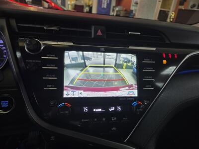 2018 Toyota Camry XLE V6 4DR SEDAN   - Photo 23 - Hamilton, OH 45015