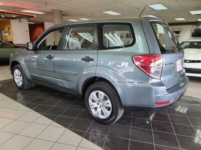 2013 Subaru Forester 2.5X 4DR WAGON AWD   - Photo 7 - Hamilton, OH 45015