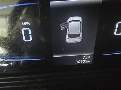 2023 Hyundai VENUE SEL   - Photo 23 - Hamilton, OH 45015