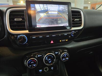 2023 Hyundai VENUE SEL   - Photo 20 - Hamilton, OH 45015