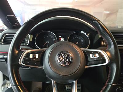 2017 Volkswagen Jetta 2.0T GLI 4DR SEDAN/MANUAL - Photo 26 - Hamilton, OH 45015