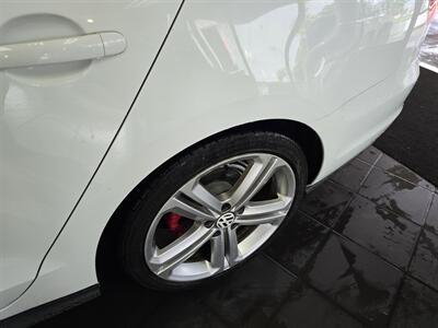 2017 Volkswagen Jetta 2.0T GLI 4DR SEDAN/MANUAL - Photo 32 - Hamilton, OH 45015