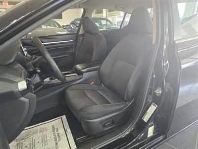 2023 Nissan Altima 2.5 SV 4DR SEDAN   - Photo 9 - Hamilton, OH 45015