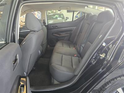 2023 Nissan Altima 2.5 SV 4DR SEDAN   - Photo 12 - Hamilton, OH 45015