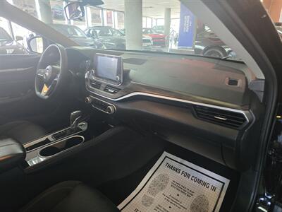 2023 Nissan Altima 2.5 SV 4DR SEDAN   - Photo 14 - Hamilton, OH 45015