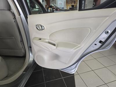 2014 Nissan Versa 1.6 SV 4DR SEDAN   - Photo 16 - Hamilton, OH 45015
