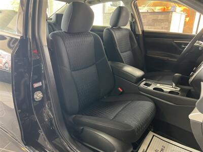 2016 Nissan Altima 2.5 SV 4DR SEDAN   - Photo 27 - Hamilton, OH 45015