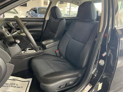 2016 Nissan Altima 2.5 SV 4DR SEDAN   - Photo 10 - Hamilton, OH 45015