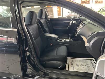 2016 Nissan Altima 2.5 SV 4DR SEDAN   - Photo 26 - Hamilton, OH 45015