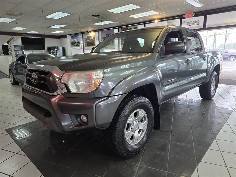 2015 Toyota Tacoma V6   - Photo 1 - Hamilton, OH 45015