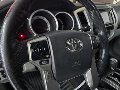 2015 Toyota Tacoma V6 - Photo 25 - Hamilton, OH 45015
