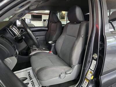 2015 Toyota Tacoma V6 - Photo 9 - Hamilton, OH 45015