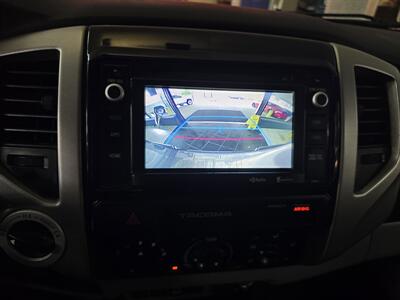 2015 Toyota Tacoma V6 - Photo 21 - Hamilton, OH 45015