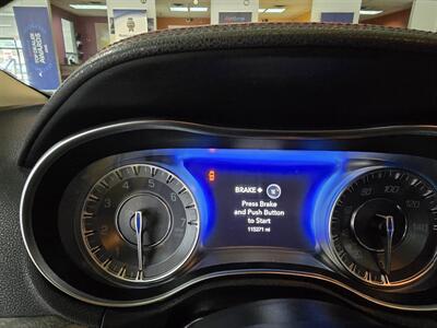 2019 Chrysler 300 Series Touring 4DR SEDAN AWD - Photo 29 - Hamilton, OH 45015