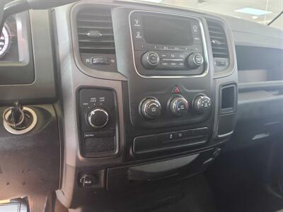 2013 RAM 1500 Tradesman 4DR QUAD CAB 4X4/HEMI   - Photo 24 - Hamilton, OH 45015