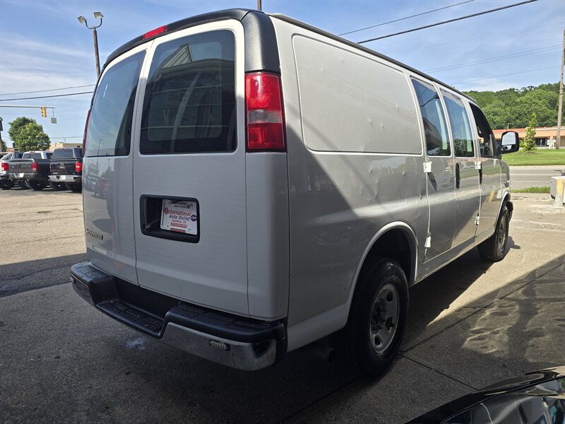 2019 Chevrolet Express 2500 3DR CARGO VAN /V6 - Photo 4 - Hamilton, OH 45015