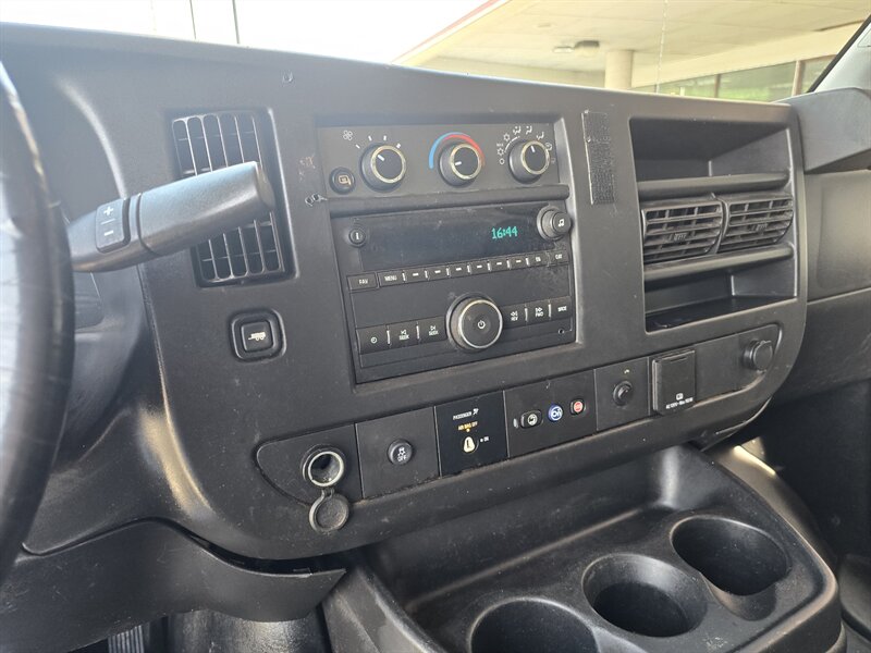 2019 Chevrolet Express 2500 3DR CARGO VAN /V6 - Photo 15 - Hamilton, OH 45015