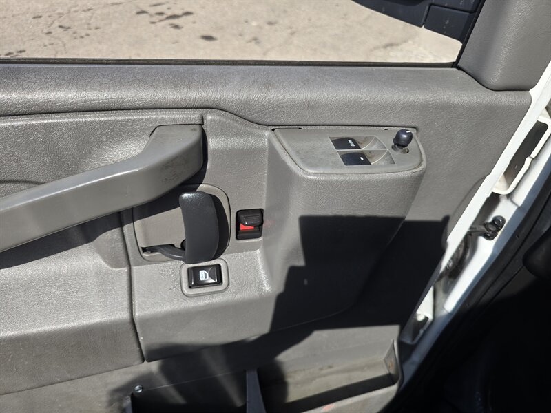 2019 Chevrolet Express 2500 3DR CARGO VAN /V6 - Photo 19 - Hamilton, OH 45015