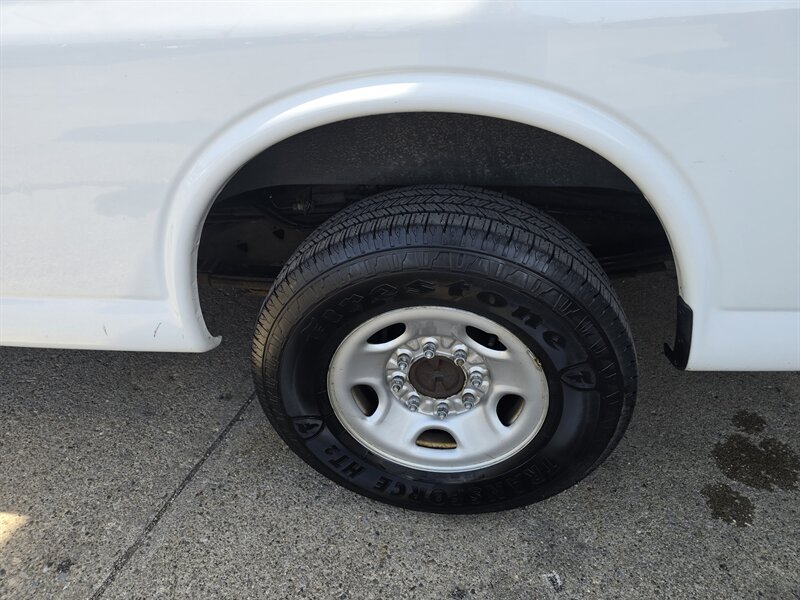 2019 Chevrolet Express 2500 3DR CARGO VAN /V6 - Photo 21 - Hamilton, OH 45015