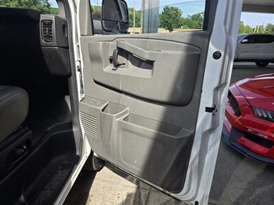 2019 Chevrolet Express 2500 3DR CARGO VAN /V6 - Photo 10 - Hamilton, OH 45015