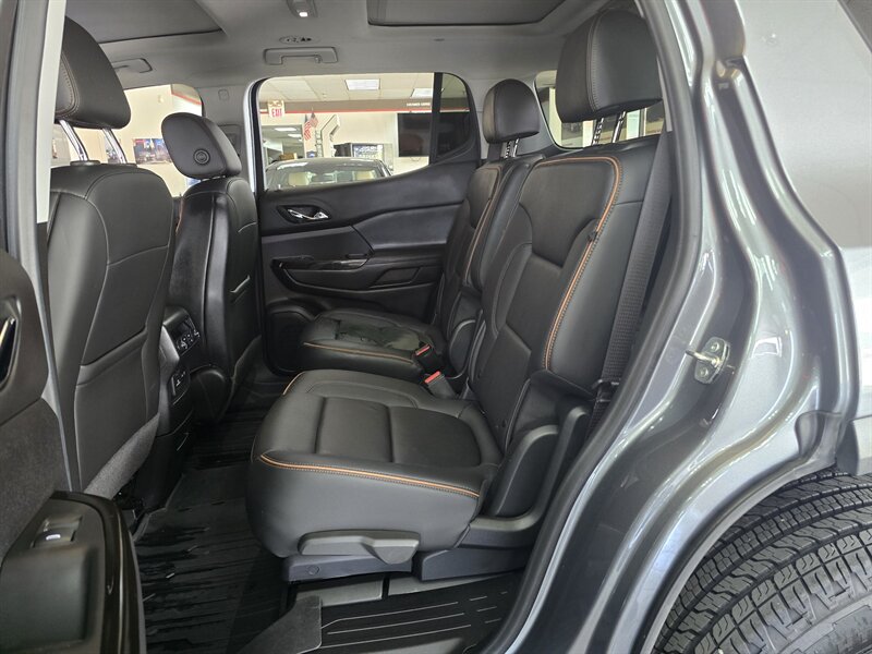 2021 GMC Acadia AT4 4DR SUV 4X4 - Photo 12 - Hamilton, OH 45015