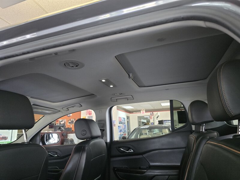 2021 GMC Acadia AT4 4DR SUV 4X4 - Photo 14 - Hamilton, OH 45015