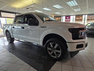 2018 Ford F-150 XLT SUPER CREW 4X4 - Photo 3 - Hamilton, OH 45015