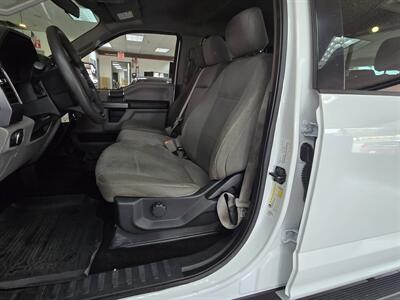 2018 Ford F-150 XLT SUPER CREW 4X4 - Photo 9 - Hamilton, OH 45015