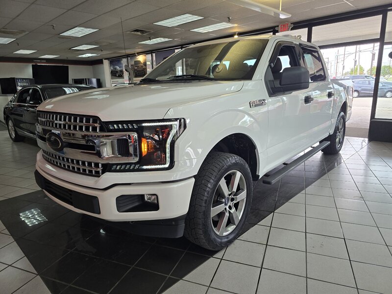 2018 Ford F-150 XLT SUPER CREW 4X4   - Photo 1 - Hamilton, OH 45015