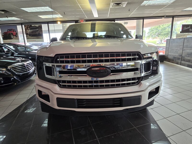 2018 Ford F-150 XLT SUPER CREW 4X4 - Photo 2 - Hamilton, OH 45015