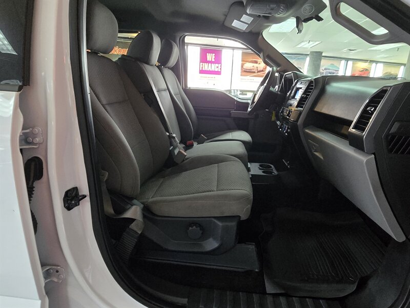 2018 Ford F-150 XLT SUPER CREW 4X4 - Photo 14 - Hamilton, OH 45015
