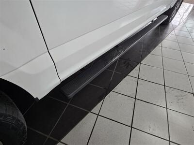 2018 Ford F-150 XLT SUPER CREW 4X4 - Photo 27 - Hamilton, OH 45015